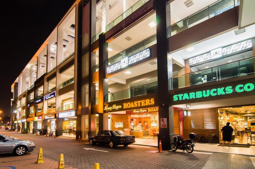 Shaftsbury Stellar Cyberjaya Hotel Bagian luar foto